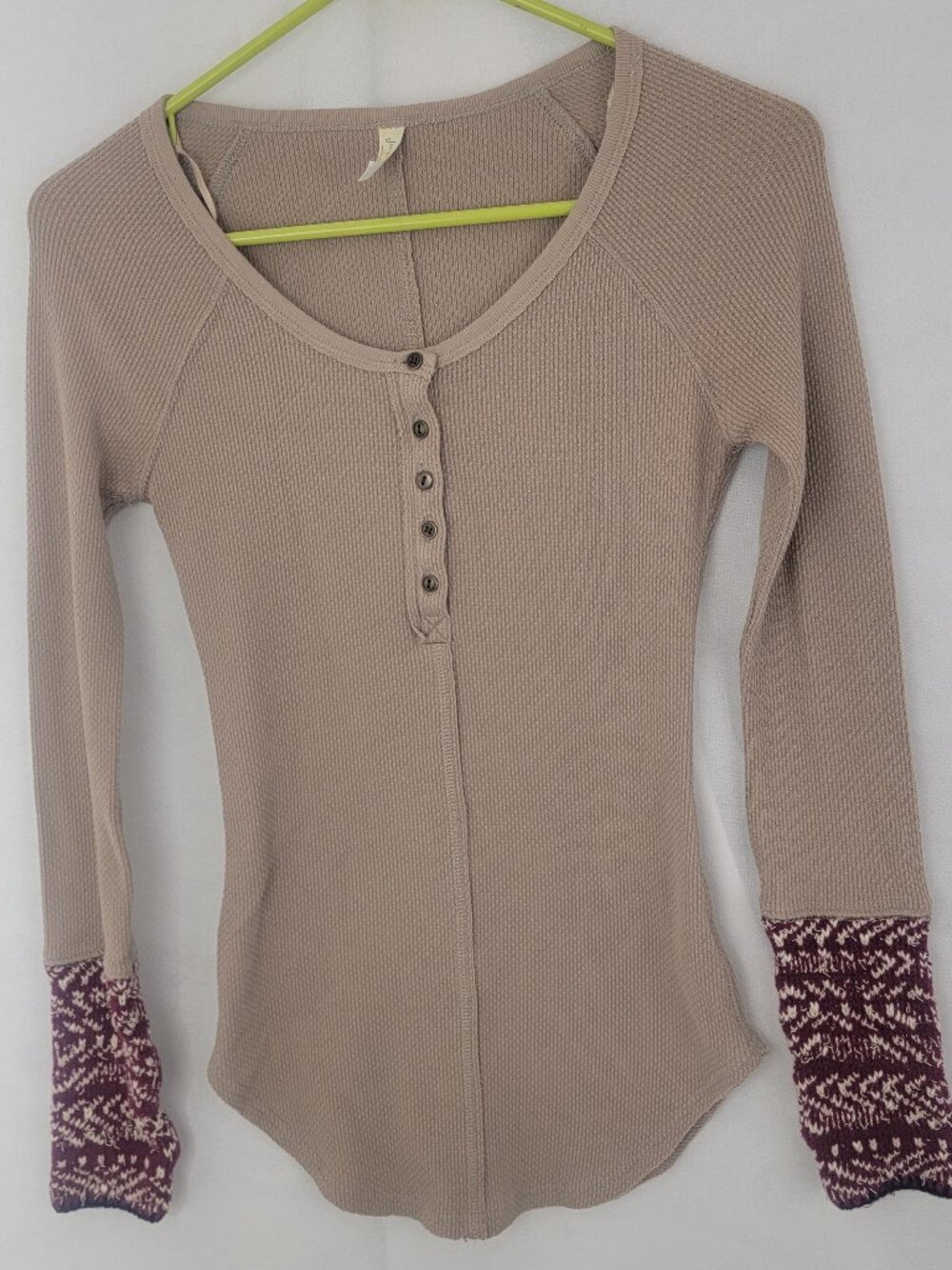 FREE PEOPLE Womens Alpine Cuff XS Henley Ski Lodge Thermal BROWN Waffle Knit